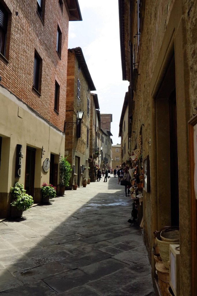 064 PIENZA.JPG